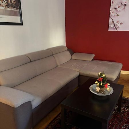 Judy And Sandor Apartmen Budapest Exterior foto